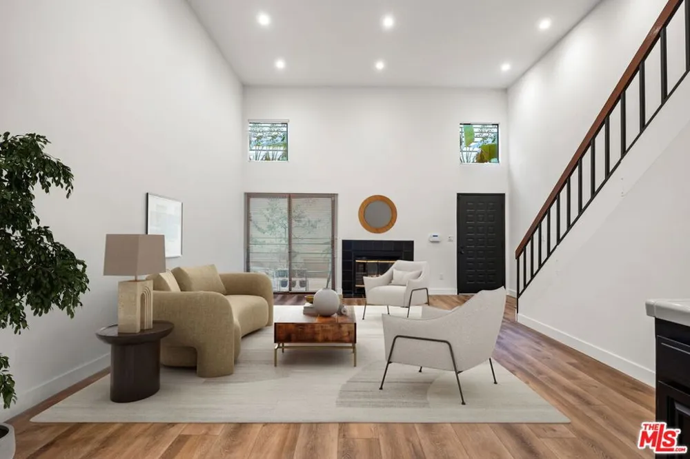 4218 Whitsett Avenue #4 Studio City, CA 91604