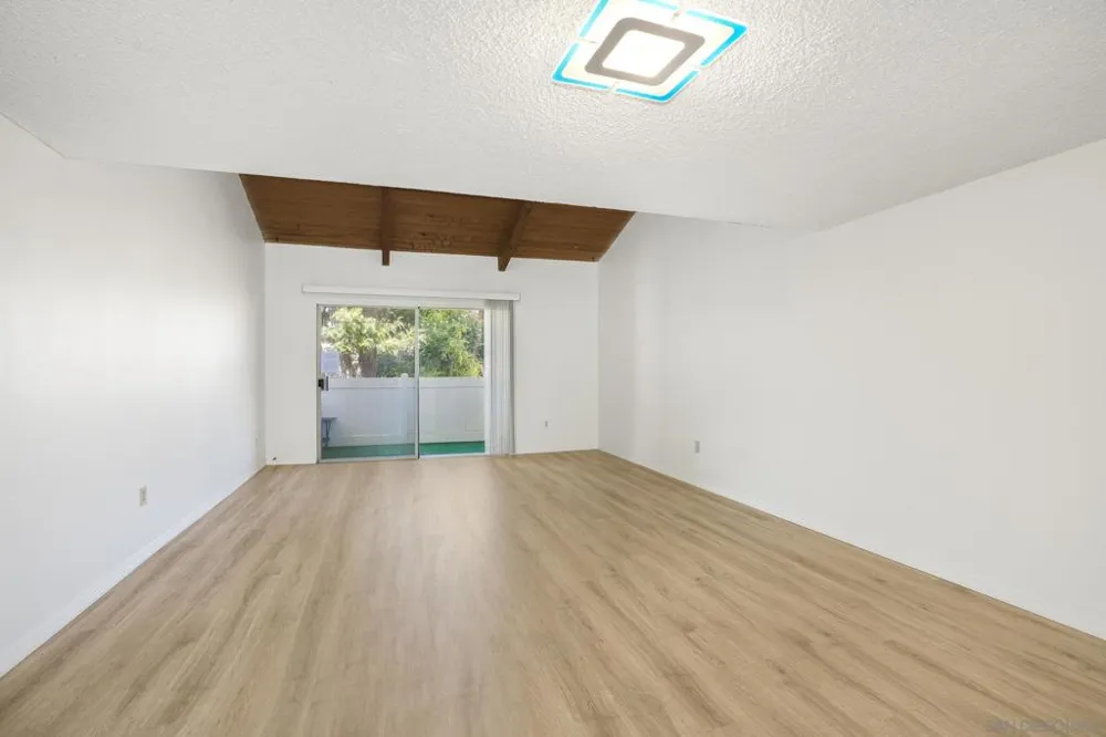 10331 Lindley Ave #266 Porter Ranch, CA 91326