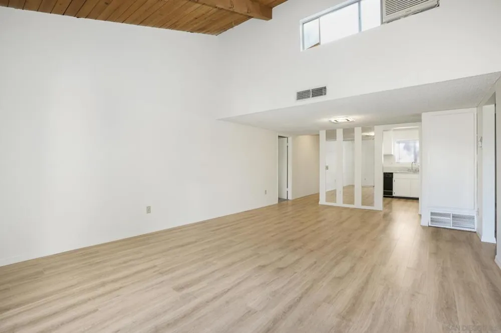 10331 Lindley Ave #266 Porter Ranch, CA 91326