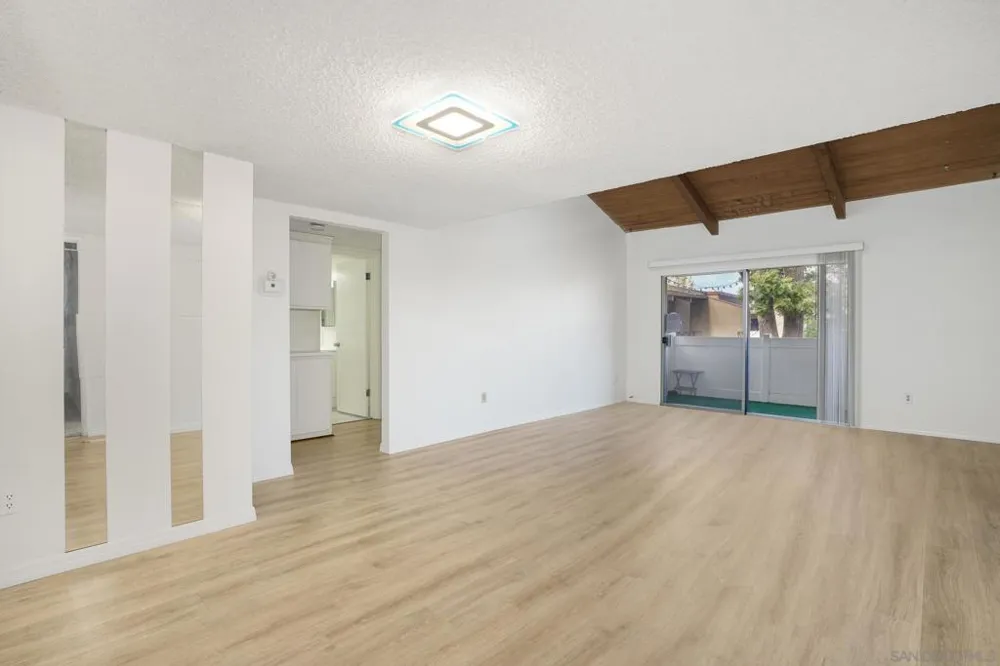 10331 Lindley Ave #266 Porter Ranch, CA 91326