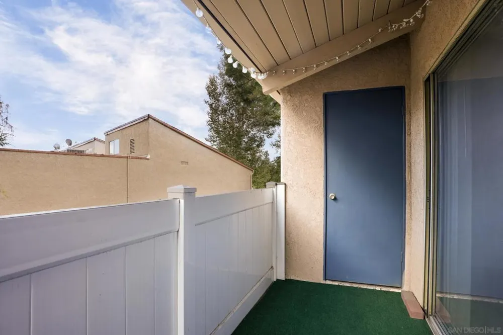 10331 Lindley Ave #266 Porter Ranch, CA 91326
