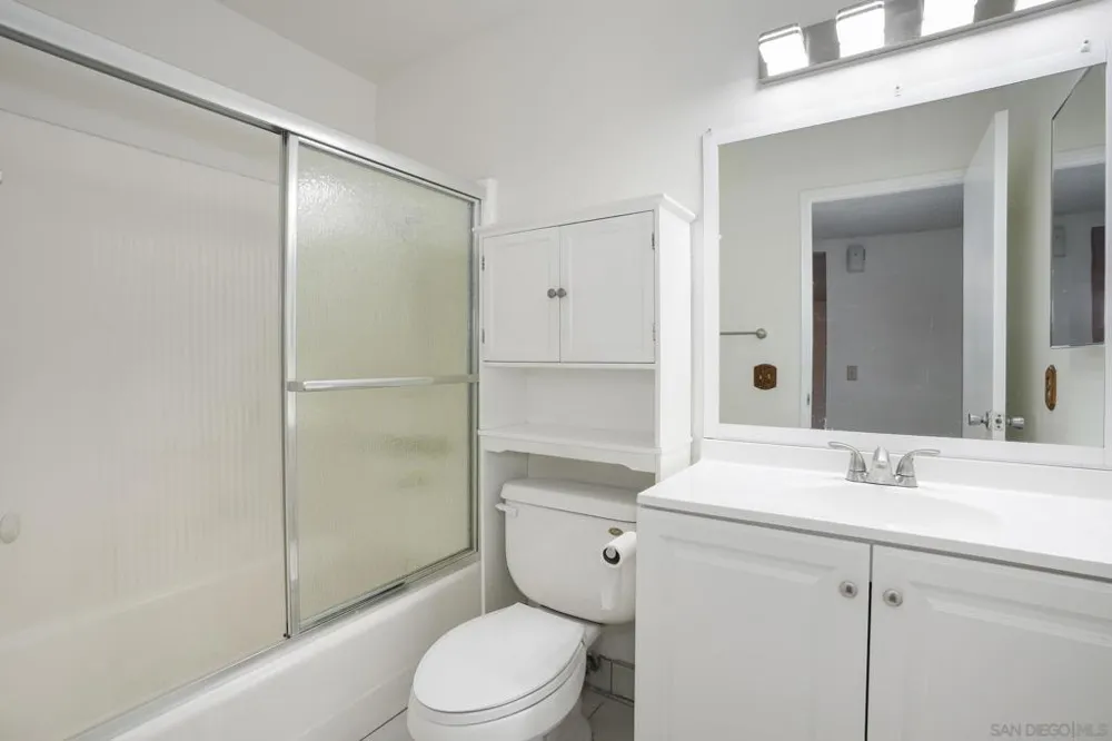 10331 Lindley Ave #266 Porter Ranch, CA 91326