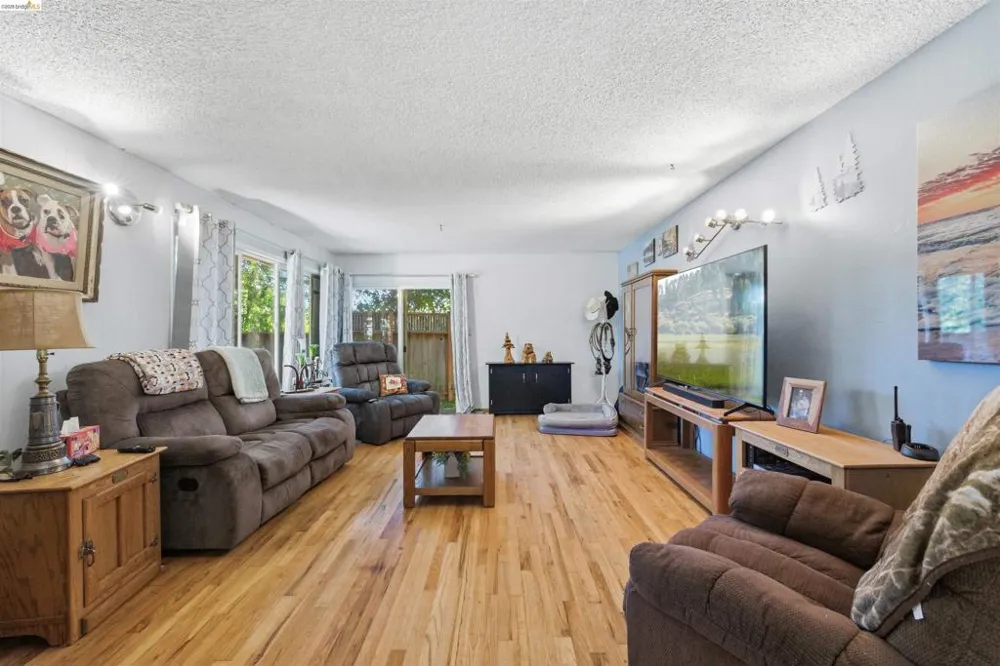 376 Calaveras Way Sonora, CA 95370