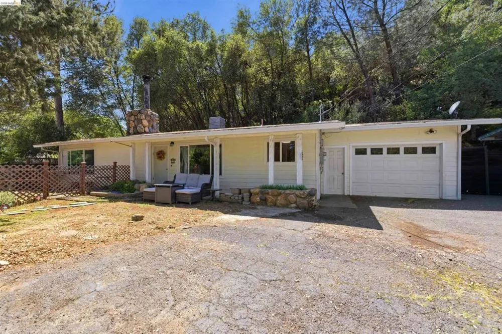 376 Calaveras Way Sonora, CA 95370