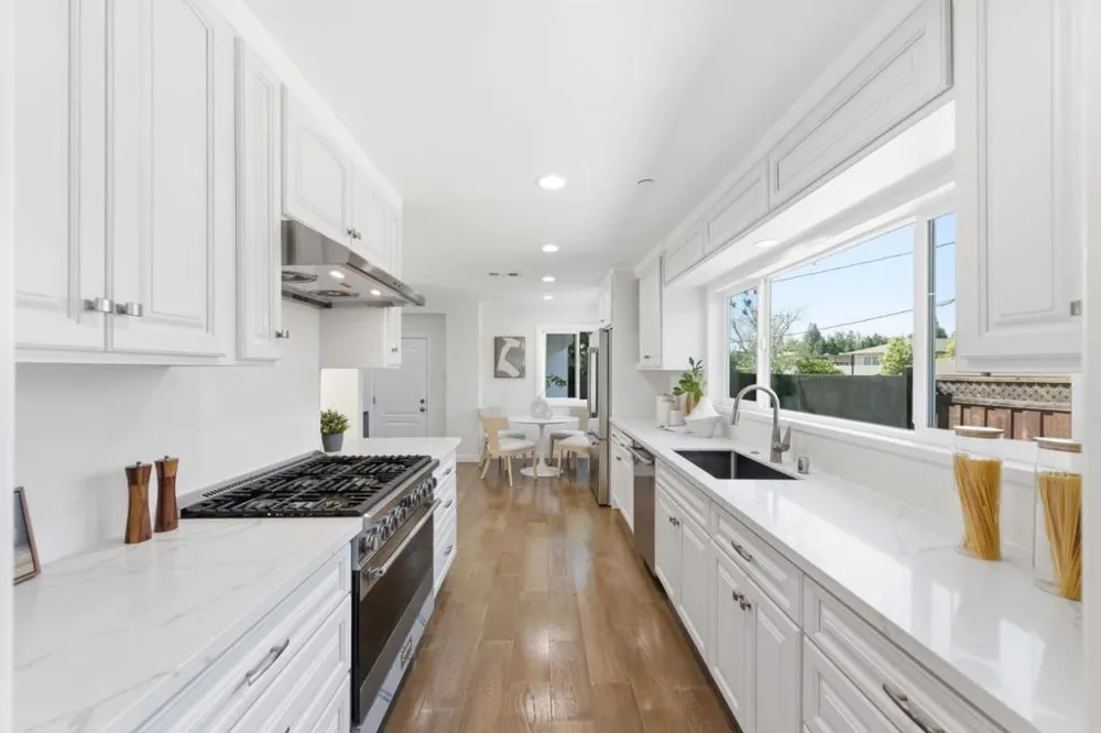 298 Alameda De Las Pulgas Atherton, CA 94027