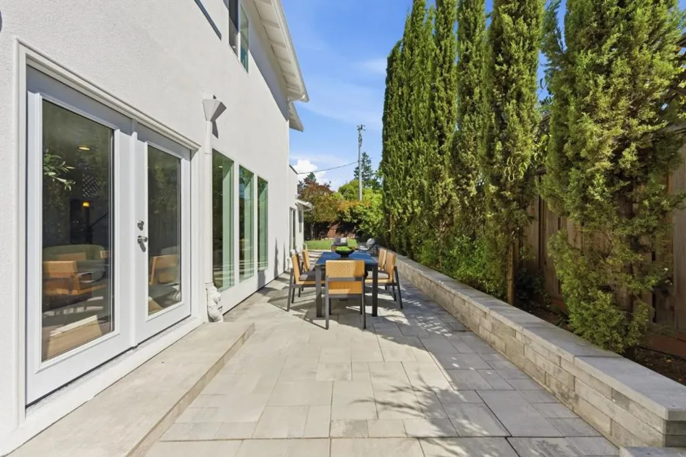 298 Alameda De Las Pulgas Atherton, CA 94027