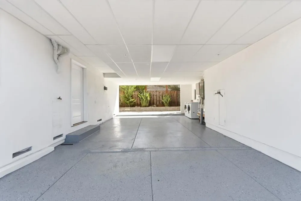 298 Alameda De Las Pulgas Atherton, CA 94027