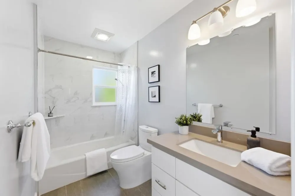 298 Alameda De Las Pulgas Atherton, CA 94027