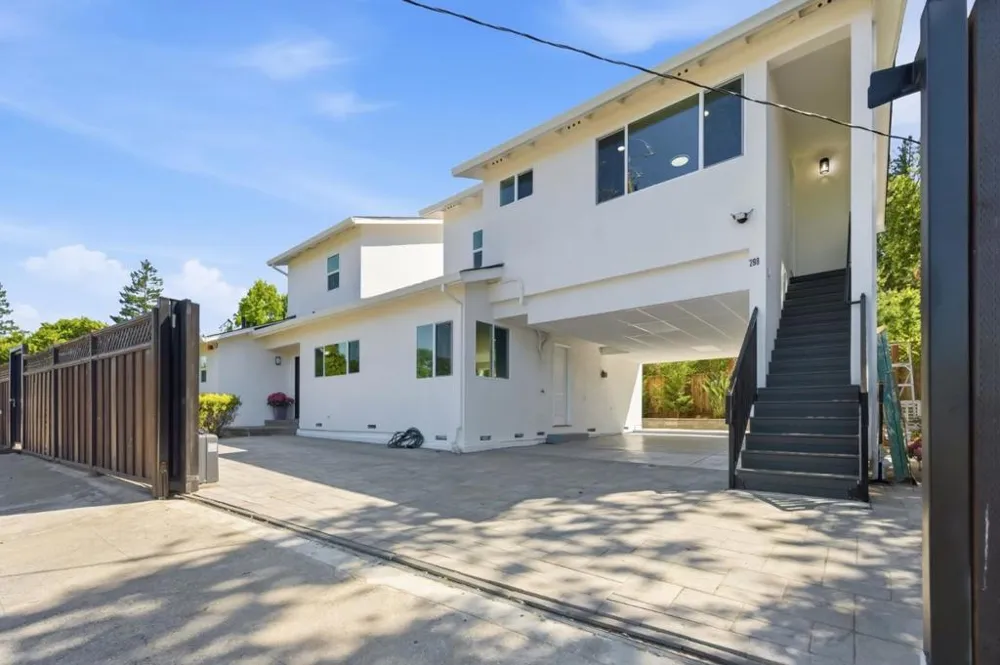 298 Alameda De Las Pulgas Atherton, CA 94027
