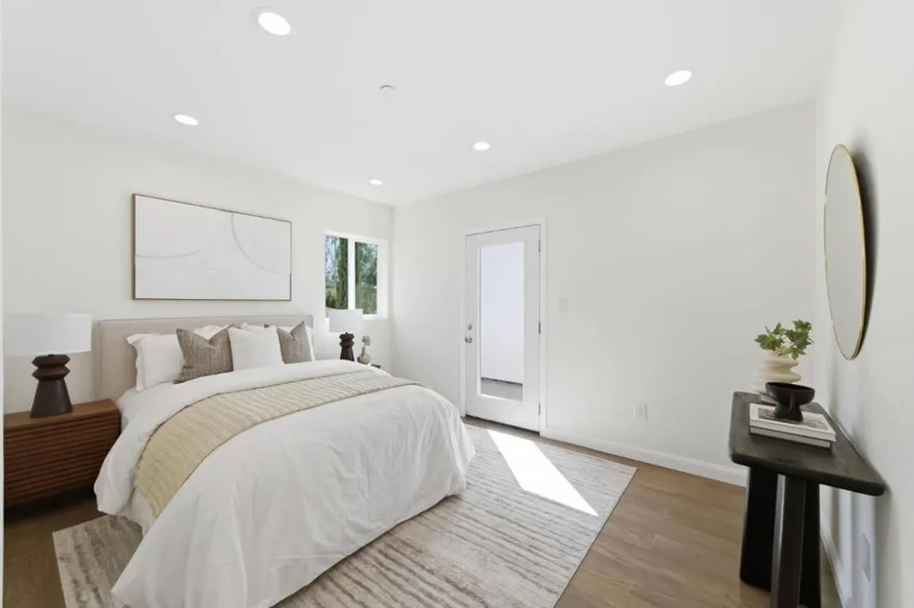 298 Alameda De Las Pulgas Atherton, CA 94027