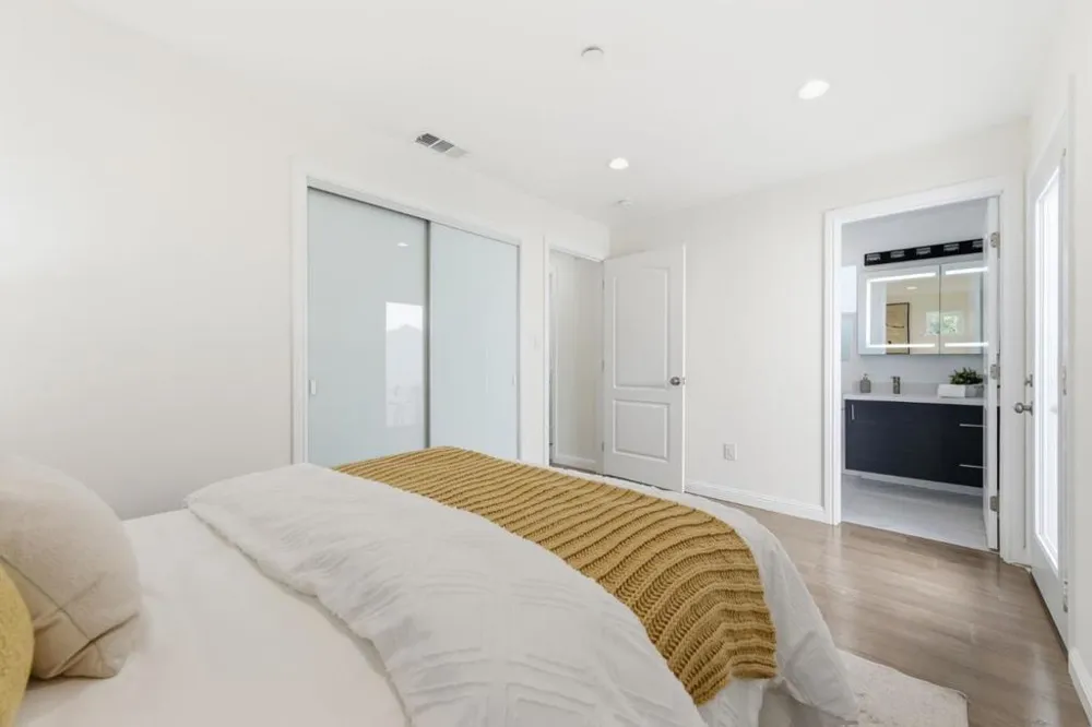 298 Alameda De Las Pulgas Atherton, CA 94027