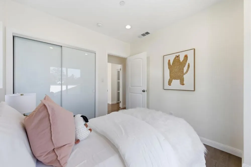 298 Alameda De Las Pulgas Atherton, CA 94027