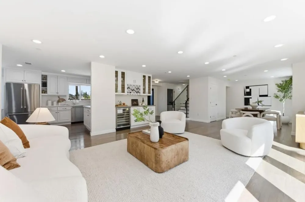 298 Alameda De Las Pulgas Atherton, CA 94027