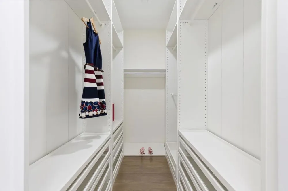 298 Alameda De Las Pulgas Atherton, CA 94027