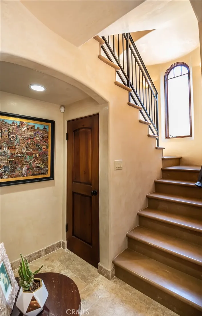 221 30th Street Manhattan Beach, CA 90266
