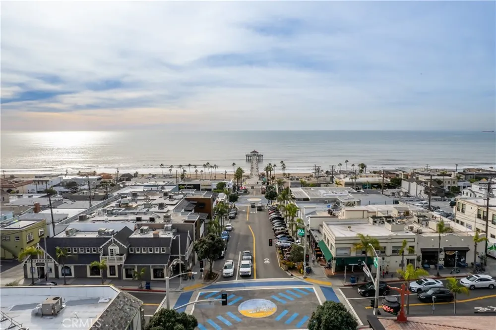 221 30th Street Manhattan Beach, CA 90266