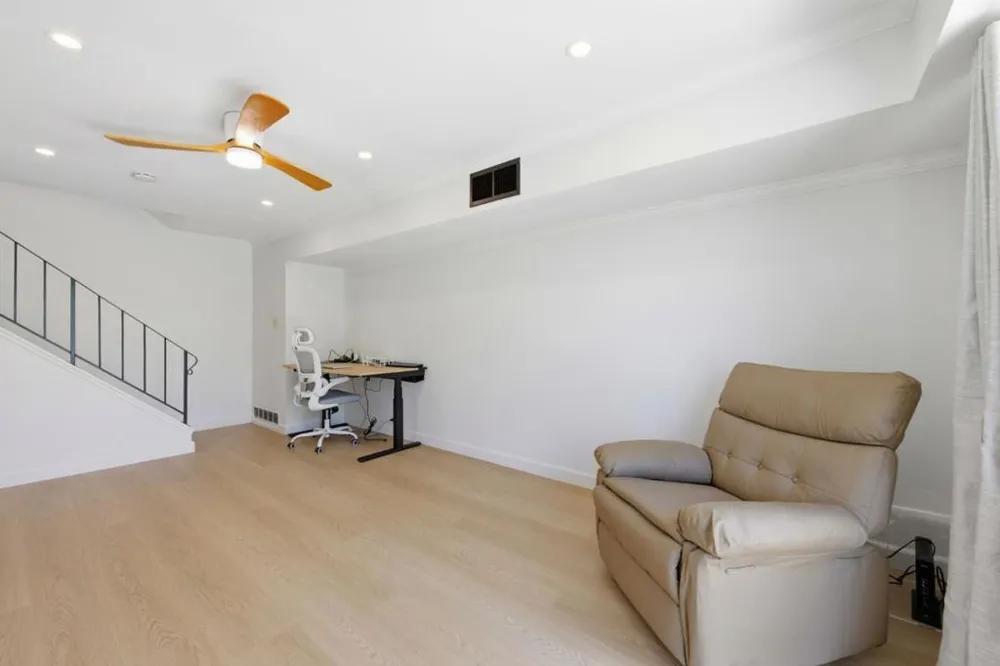 1214 Admiralty Lane Foster City, CA 94404