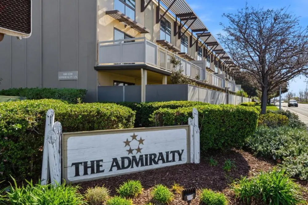 1214 Admiralty Lane Foster City, CA 94404