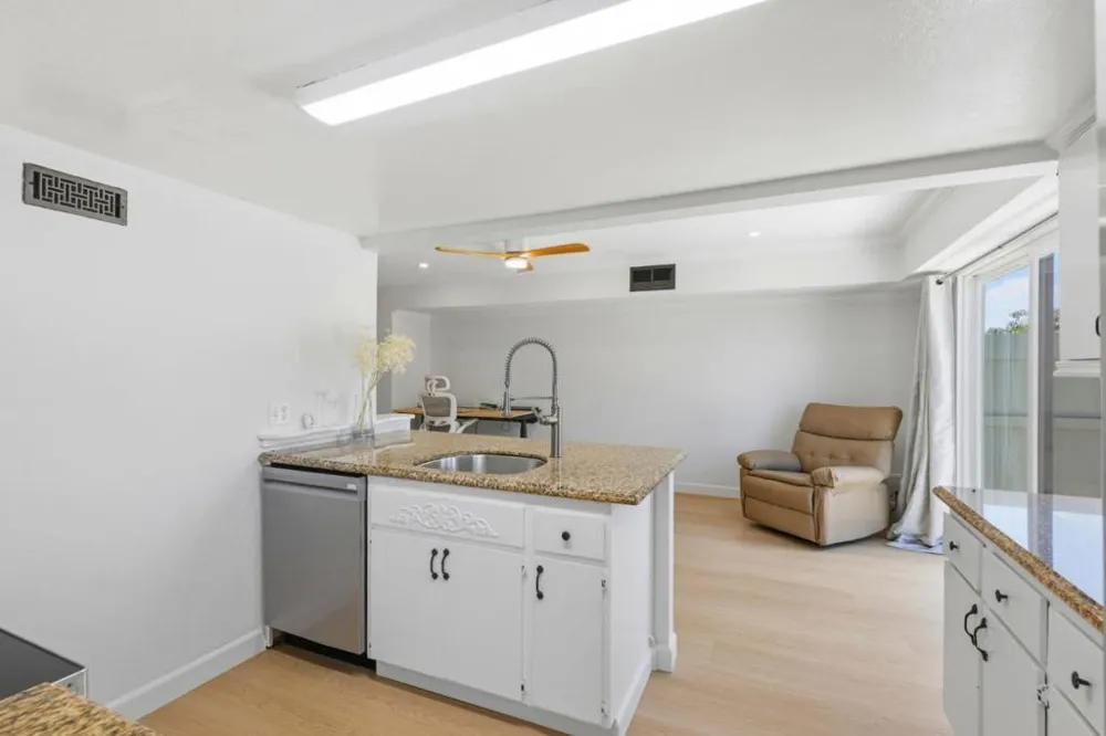 1214 Admiralty Lane Foster City, CA 94404