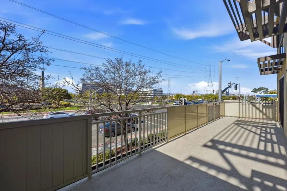 1214 Admiralty Lane Foster City, CA 94404