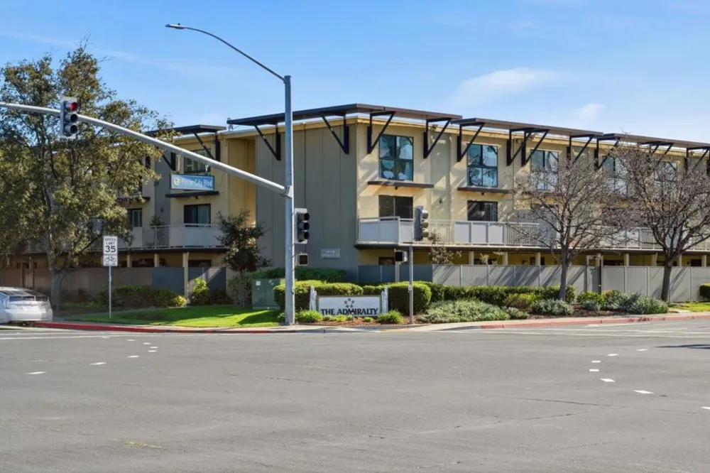 1214 Admiralty Lane Foster City, CA 94404