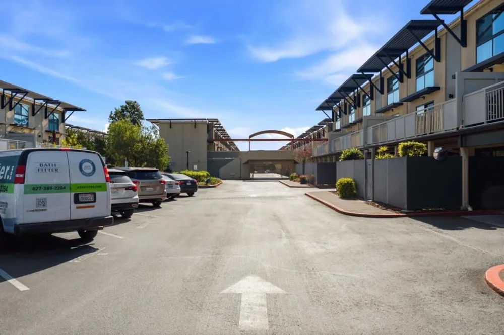 1214 Admiralty Lane Foster City, CA 94404