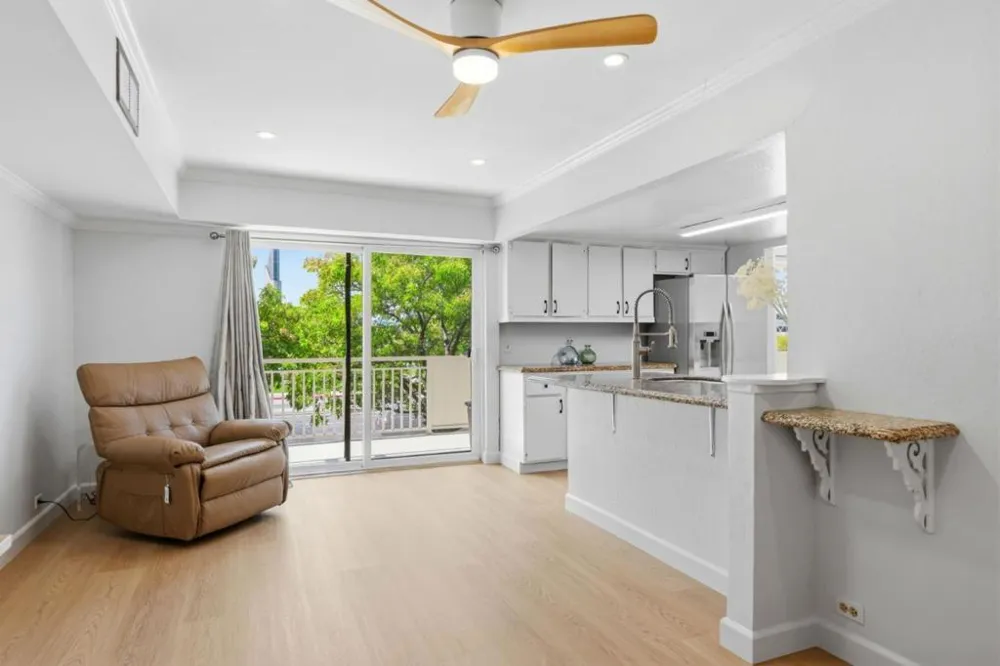 1214 Admiralty Lane Foster City, CA 94404