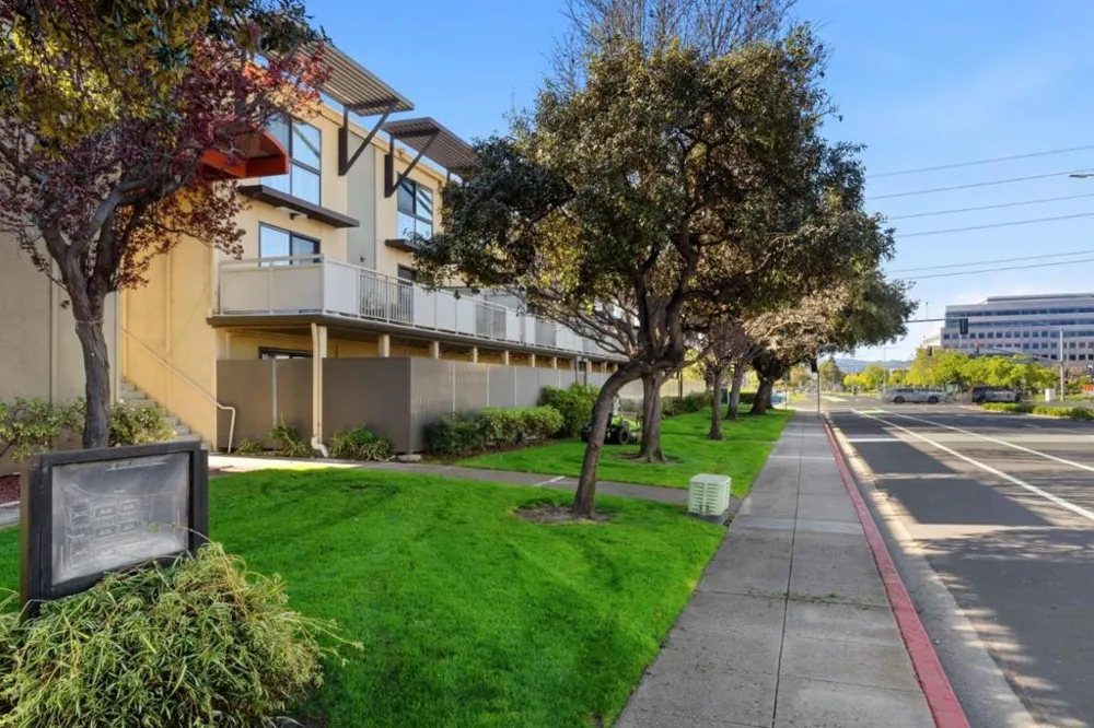 1214 Admiralty Lane Foster City, CA 94404