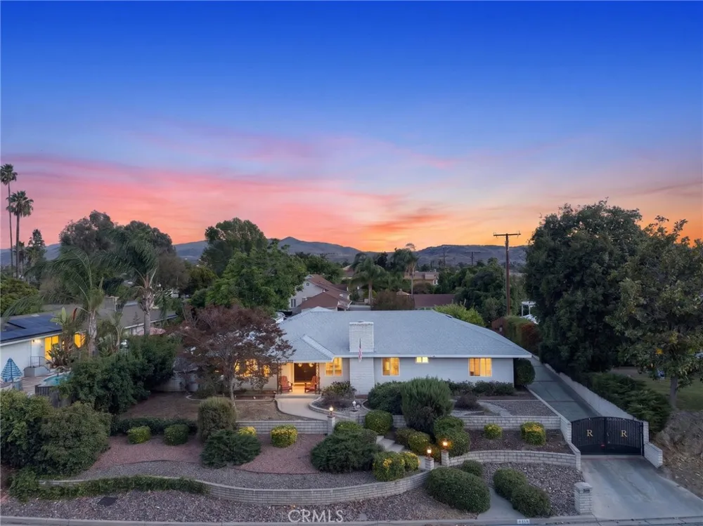 2859 Vista Way Hemet, CA 92544