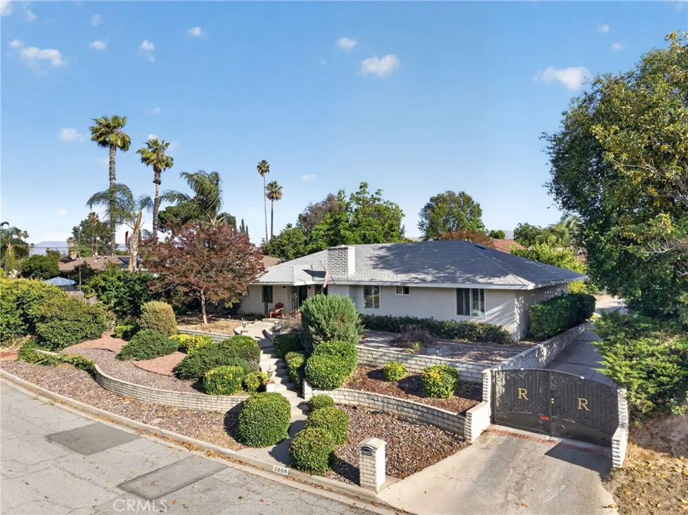 2859 Vista Way Hemet, CA 92544