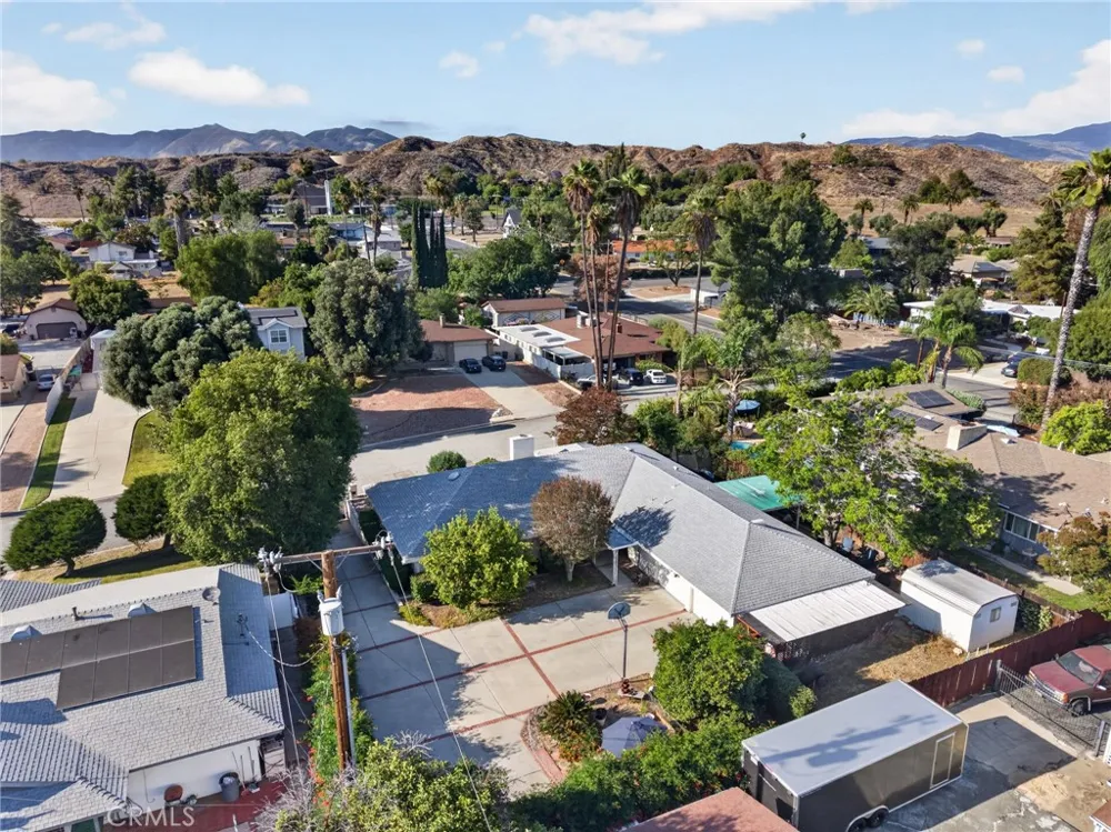 2859 Vista Way Hemet, CA 92544