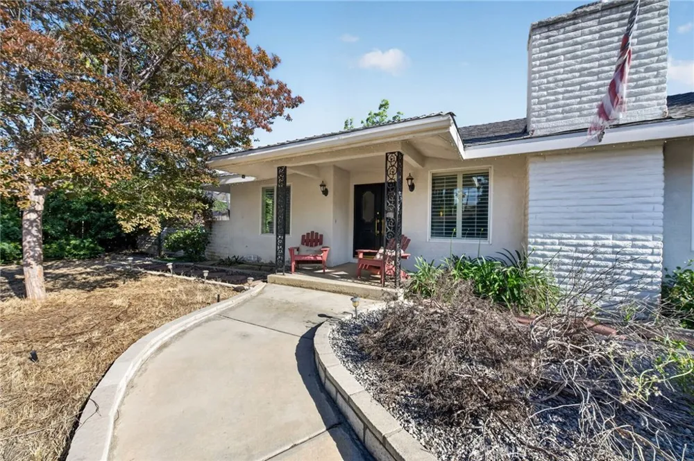 2859 Vista Way Hemet, CA 92544