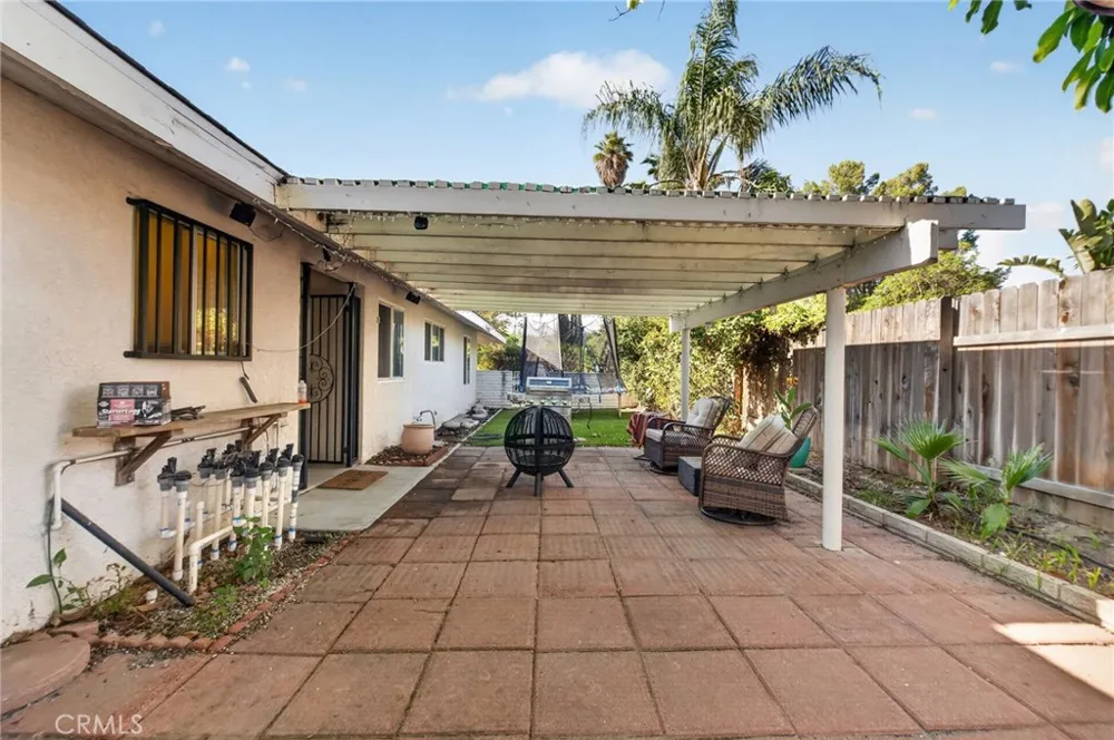 2859 Vista Way Hemet, CA 92544