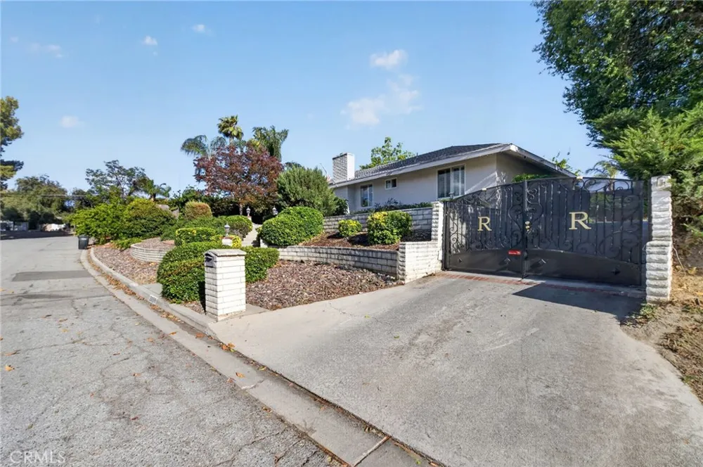 2859 Vista Way Hemet, CA 92544