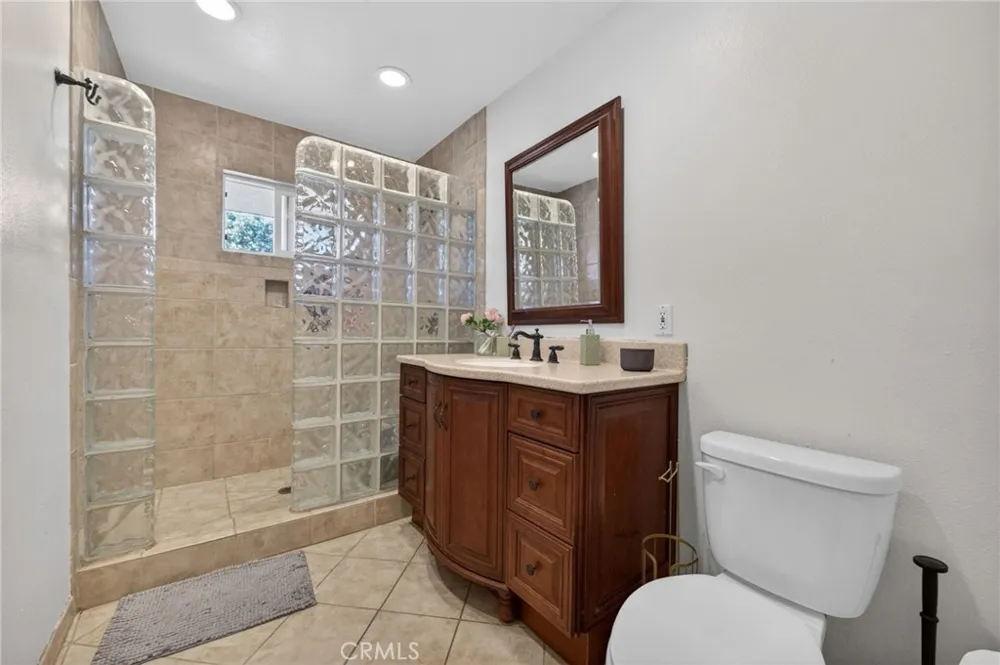 2859 Vista Way Hemet, CA 92544