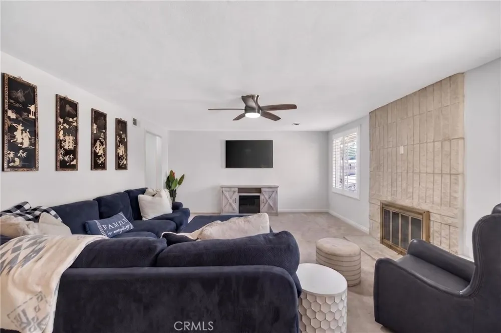 2859 Vista Way Hemet, CA 92544