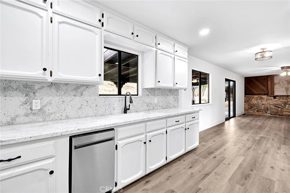 23328 Granite Creek Clovis, CA 93619