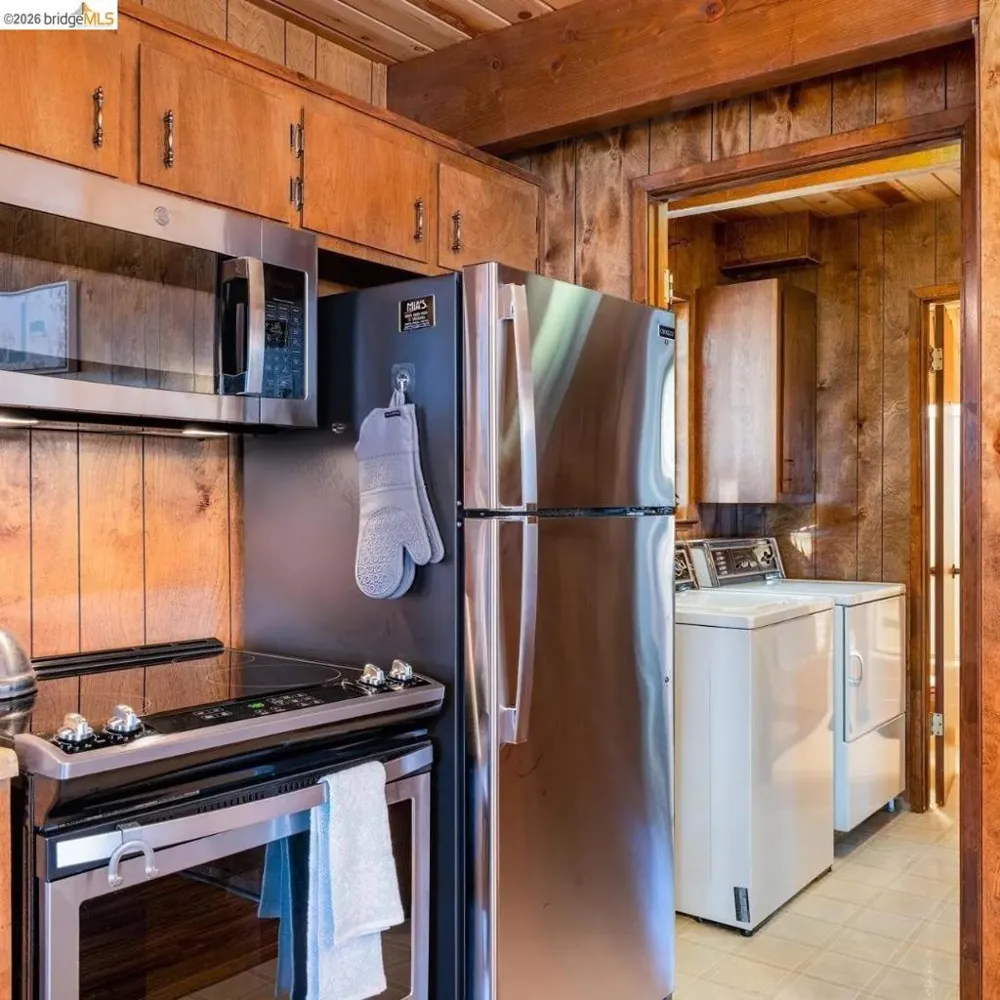 29330 Kern Ct Cold Springs, CA 95335