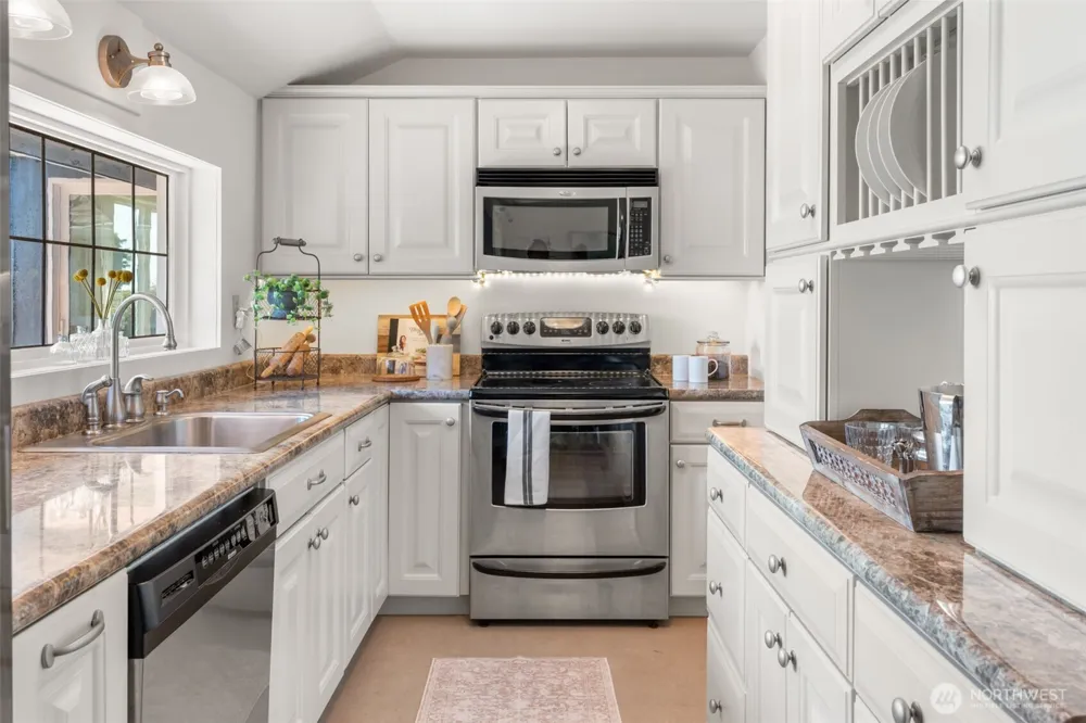 4448 S Shore Drive Anacortes, WA 98221