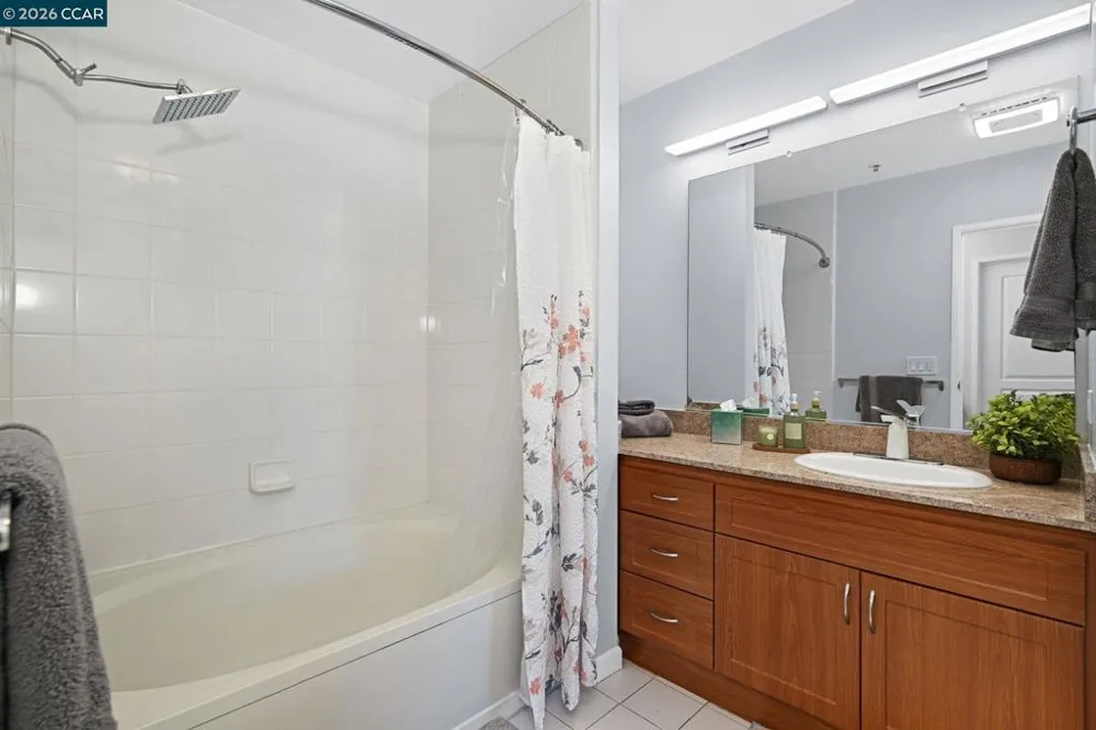 5855 Horton #710 Emeryville, CA 94608
