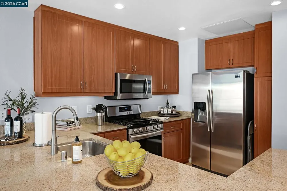 5855 Horton #710 Emeryville, CA 94608