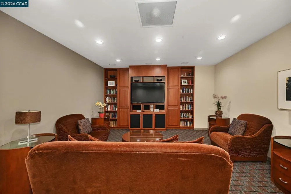 5855 Horton #710 Emeryville, CA 94608
