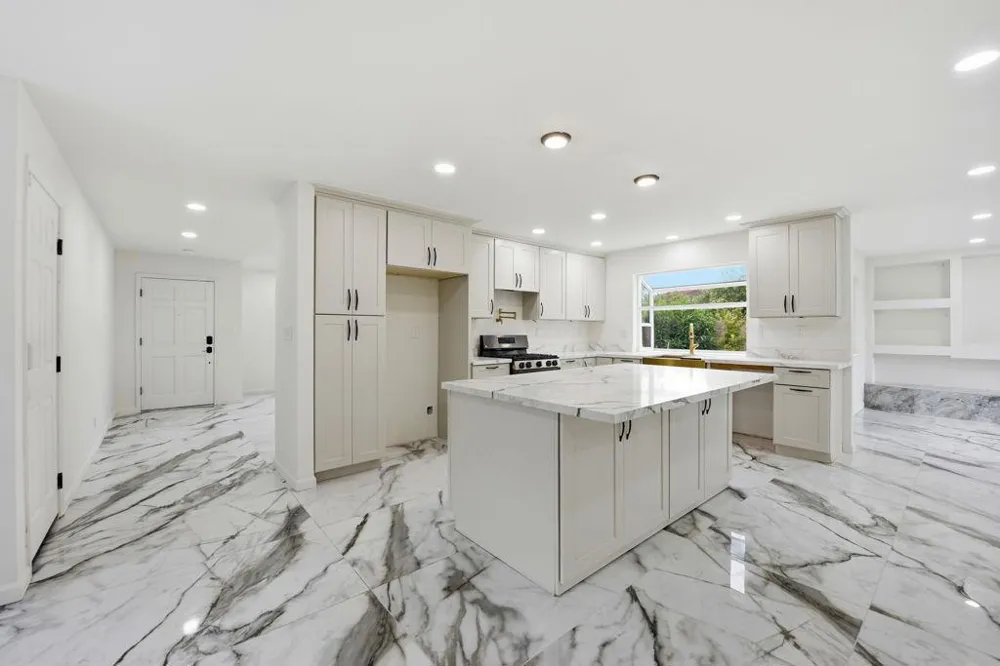 4308 Granite Court Union City, CA 94587