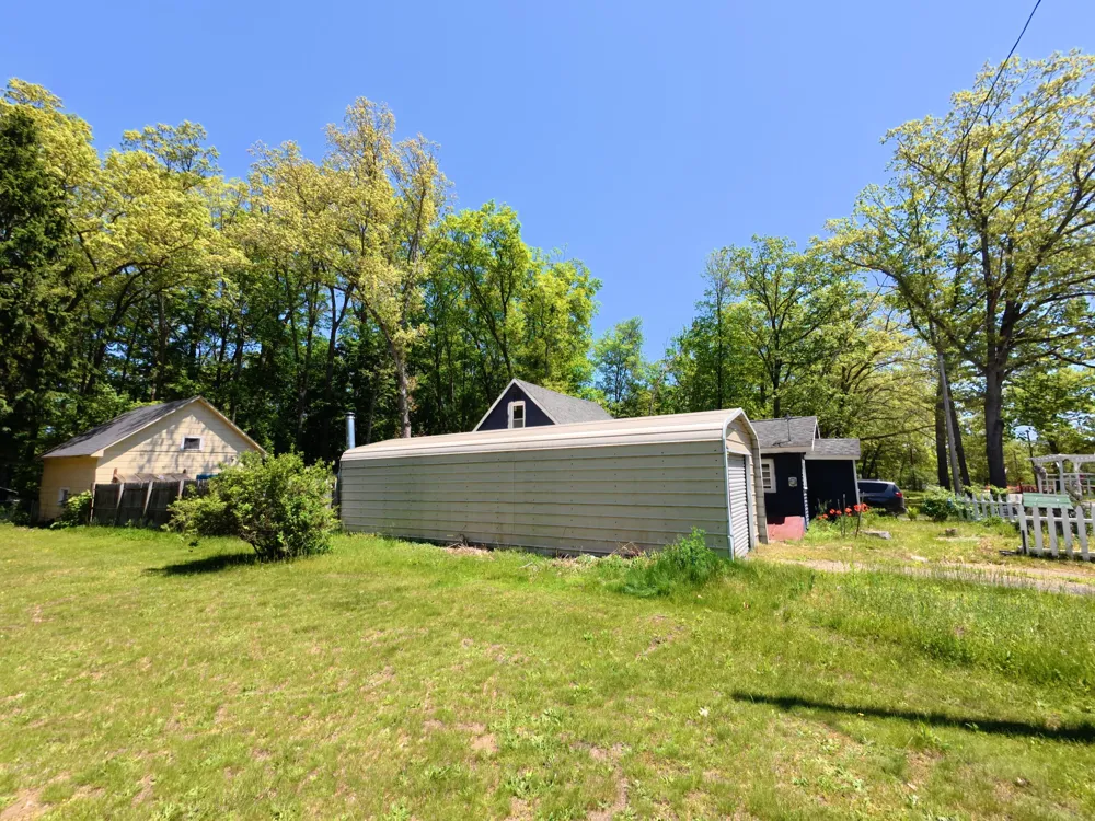 16920 6th Street Wellston, MI 49689
