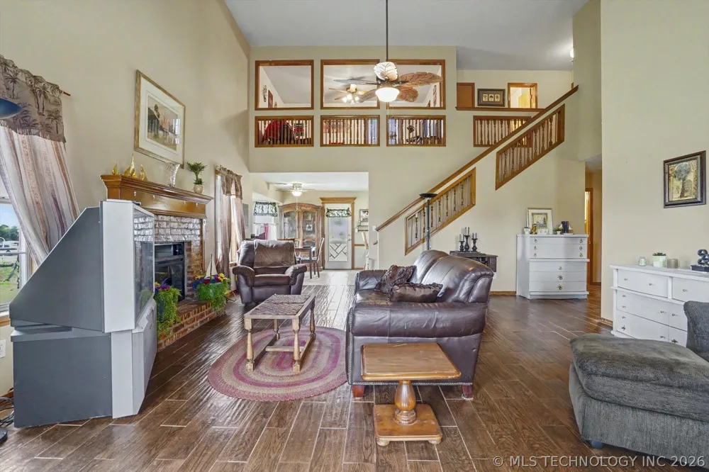 2652 Chute Drive Oologah, OK 74053