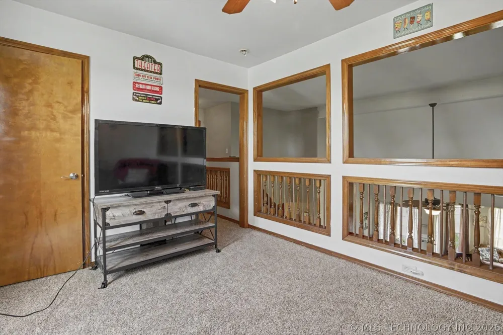 2652 Chute Drive Oologah, OK 74053