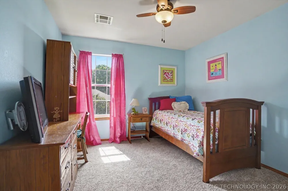 2652 Chute Drive Oologah, OK 74053