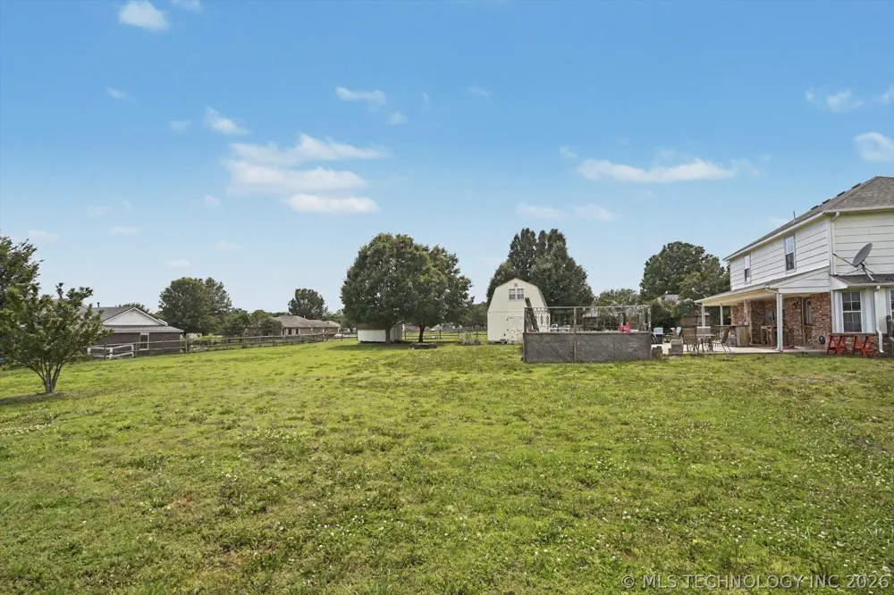 2652 Chute Drive Oologah, OK 74053