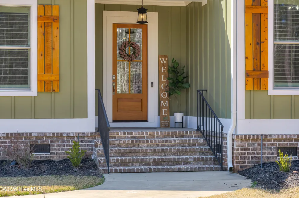 4102 Vern Sikking Road Appling, GA 30802