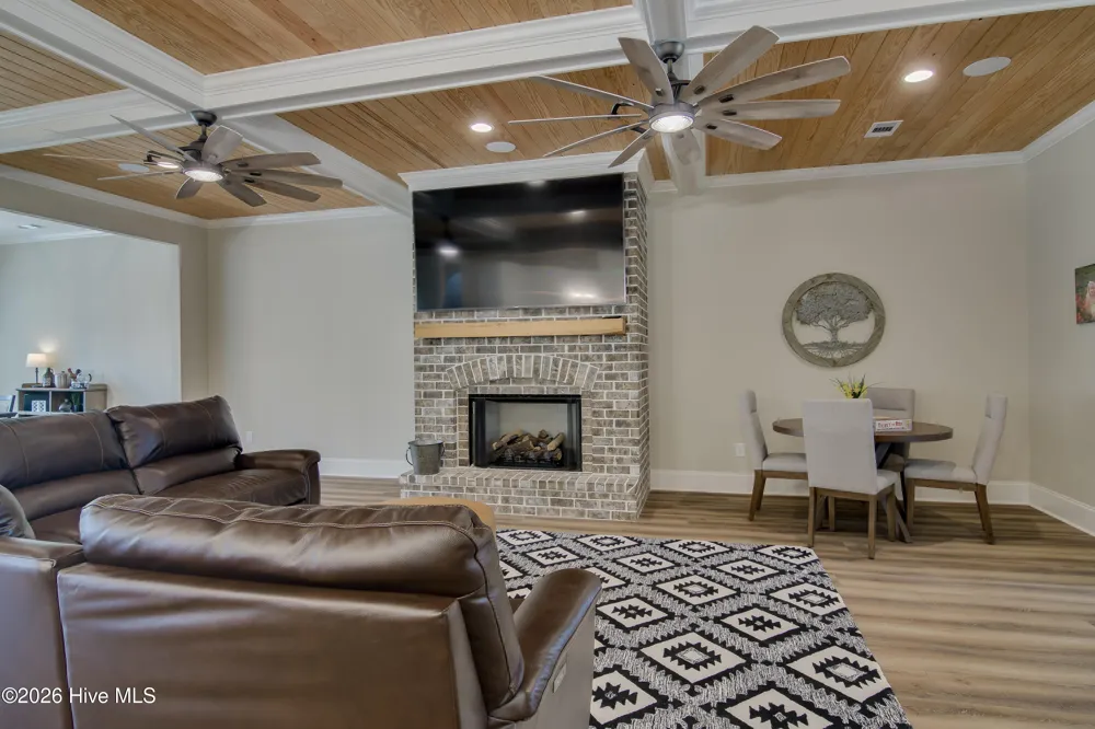 4102 Vern Sikking Road Appling, GA 30802